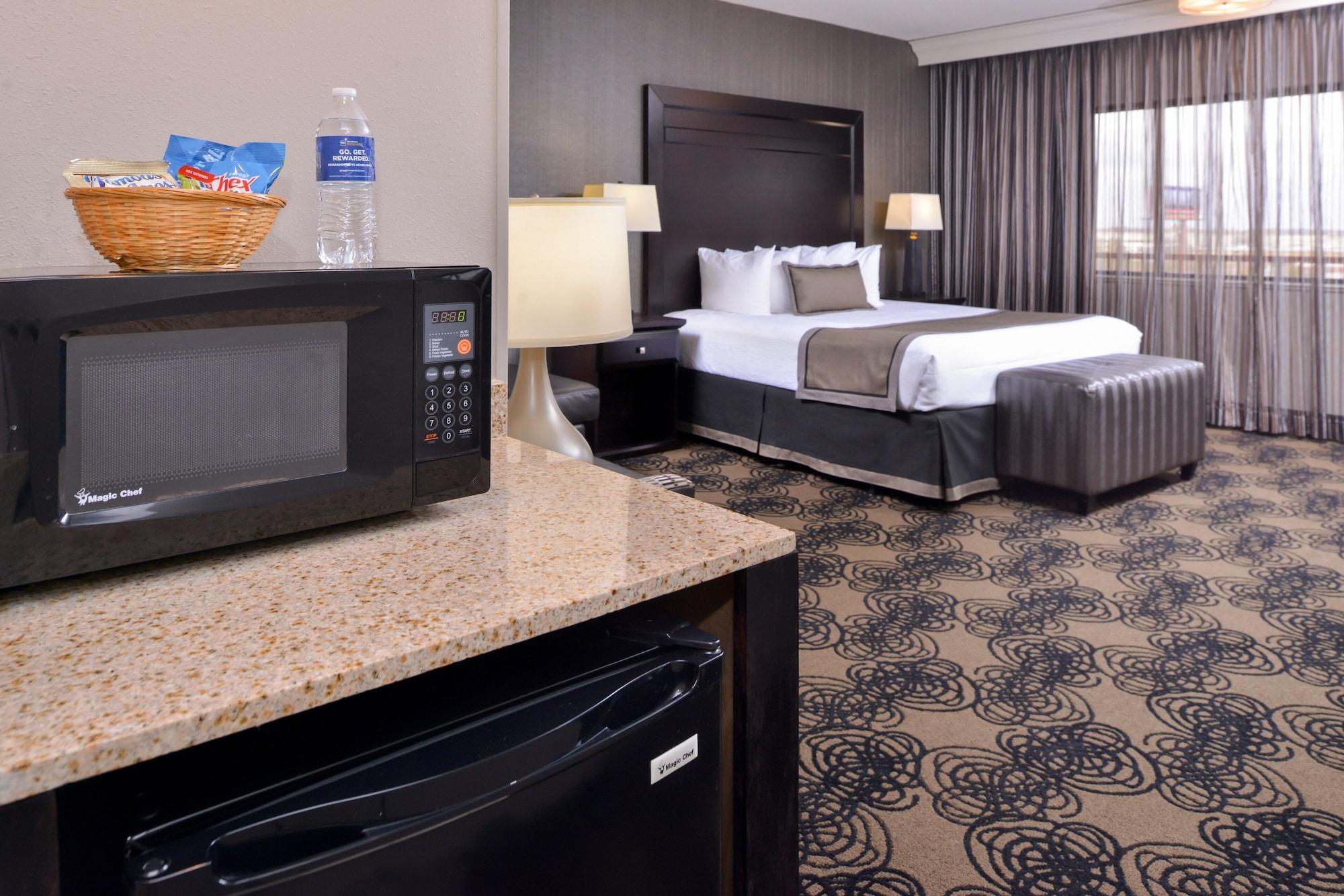 Best Western Plus Midwest Inn Омаха Экстерьер фото