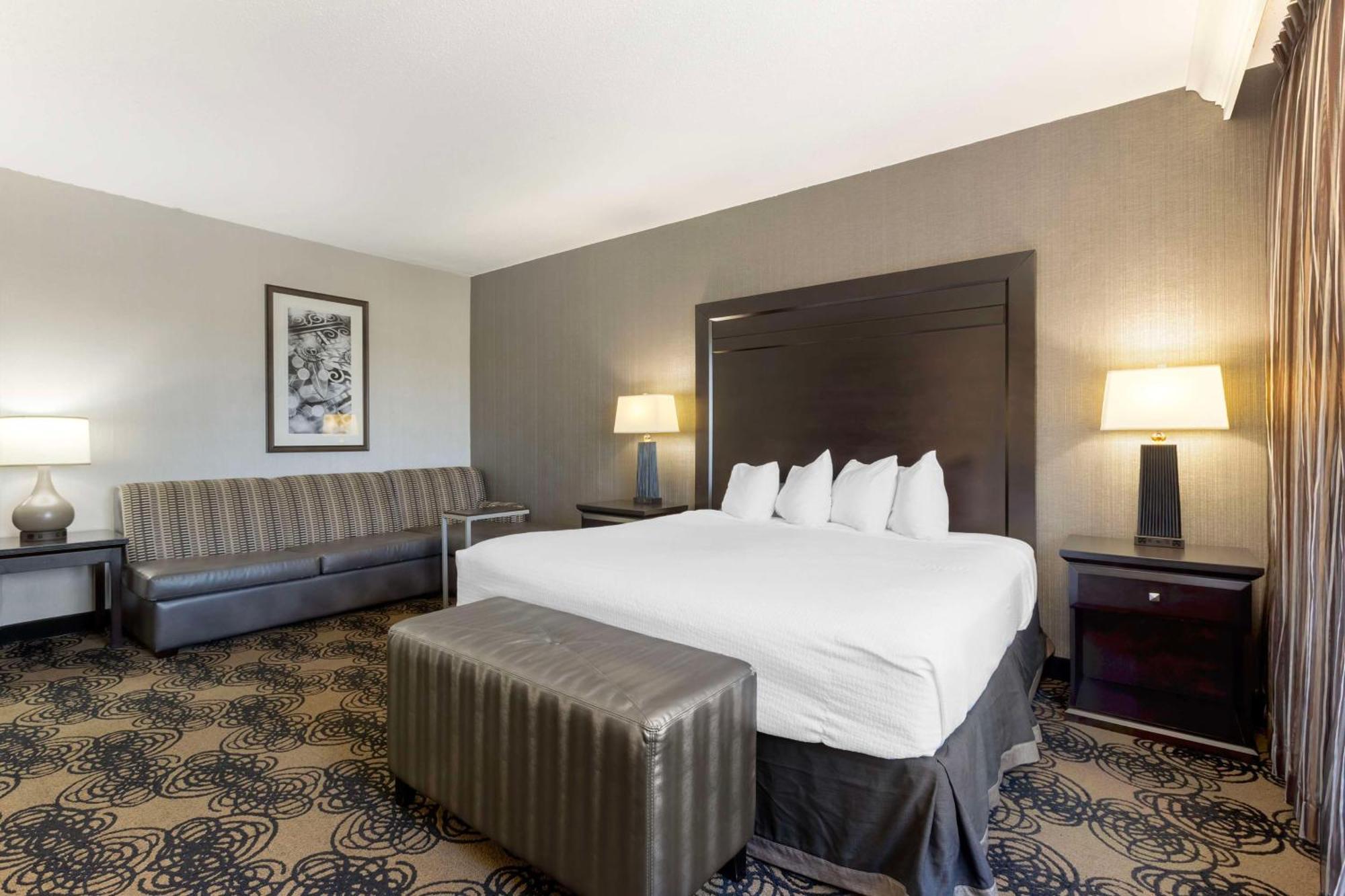 Best Western Plus Midwest Inn Омаха Экстерьер фото