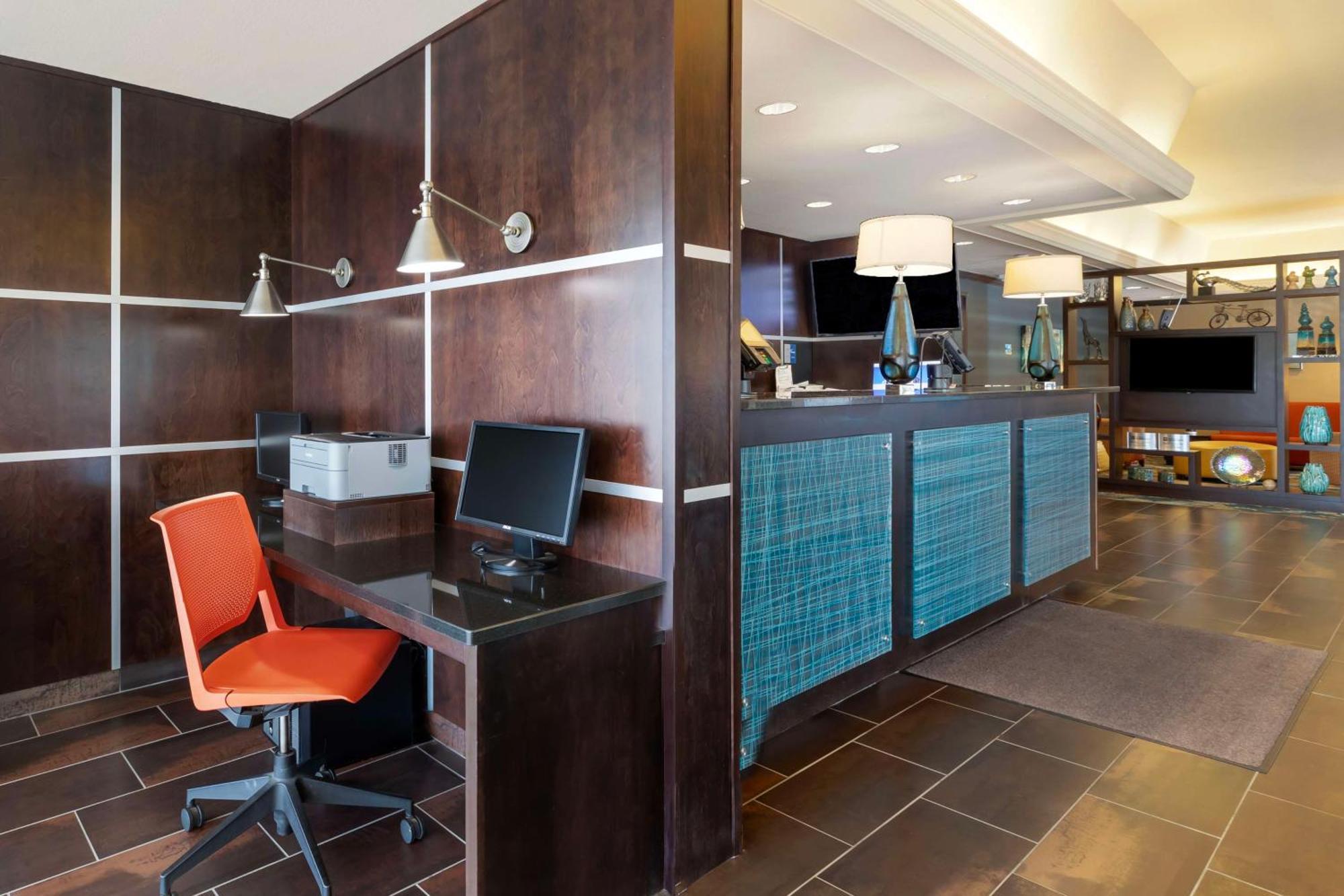 Best Western Plus Midwest Inn Омаха Экстерьер фото